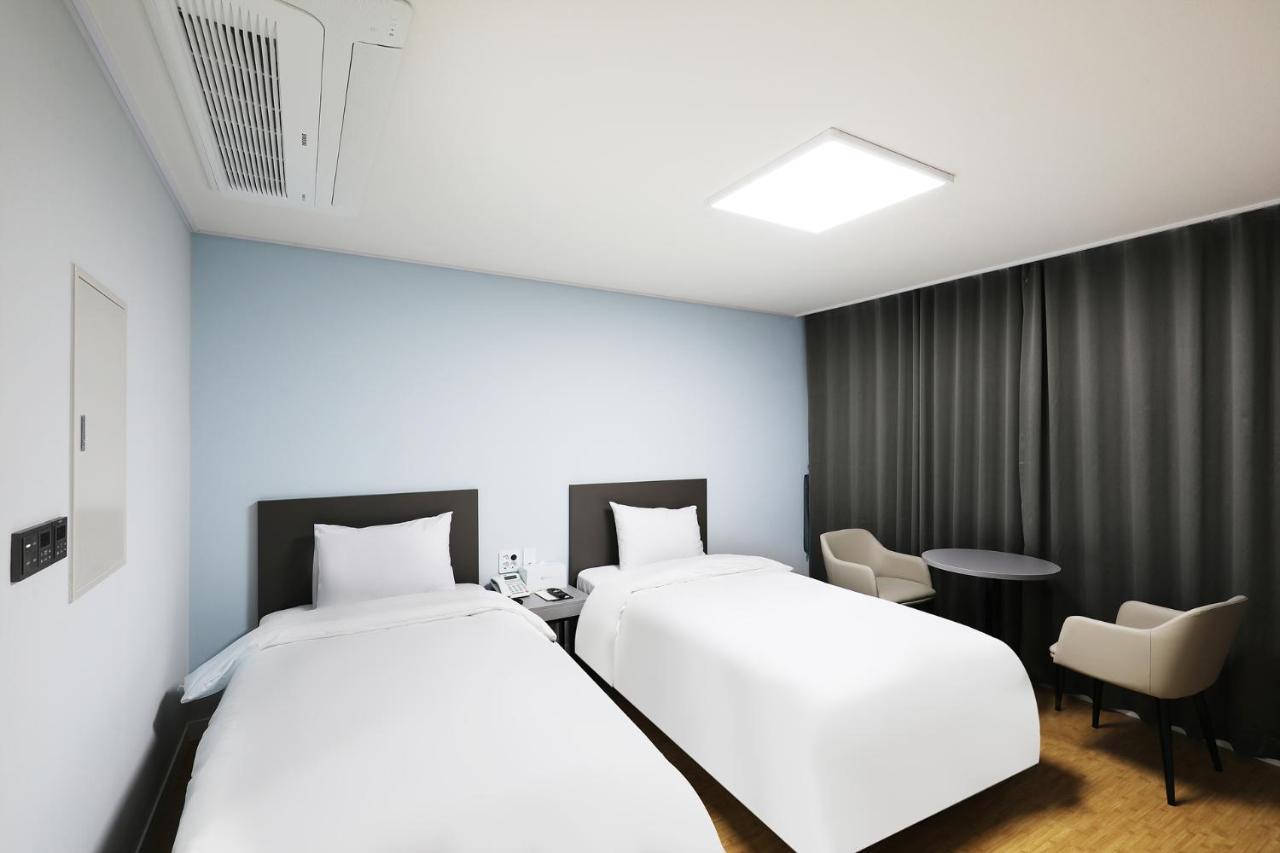Mokpo Ocean Hotel Exterior foto